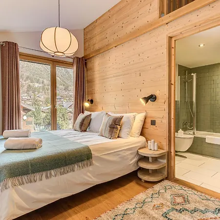 Arve, Alpes Agency, Chamonix, Sleeps 10 シャレー シャモニー