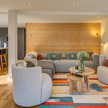 Arve, Alpes Agency, Chamonix, Sleeps 10 シャレー