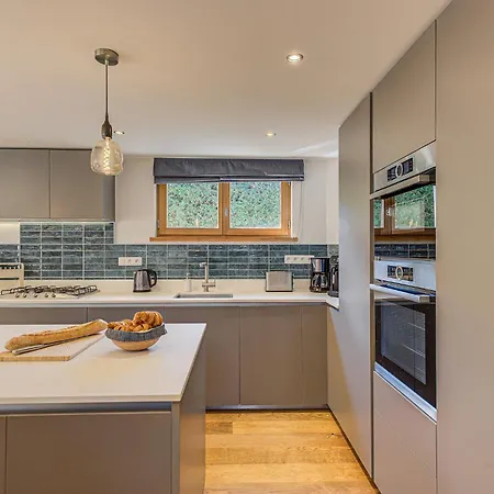 Chalet Arve - Alpes Travel - - Sleeps 10 *