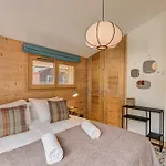 Arve, Alpes Agency, Chamonix, Sleeps 10 Chalet