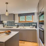 Arve, Alpes Agency, Chamonix, Sleeps 10 Chalet