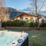 Arve, Alpes Agency, Chamonix, Sleeps 10
