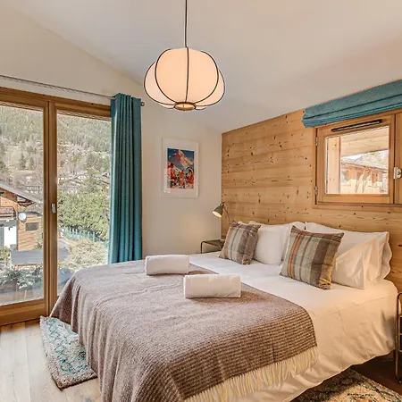 Arve, Alpes Agency, Chamonix, Sleeps 10