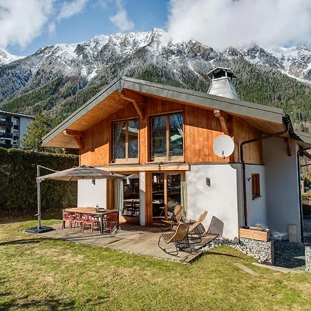 Arve, Alpes Agency, Chamonix, Sleeps 10