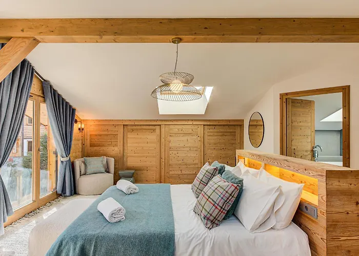 Arve, Alpes Agency, Chamonix, Sleeps 10 Alpesi faház