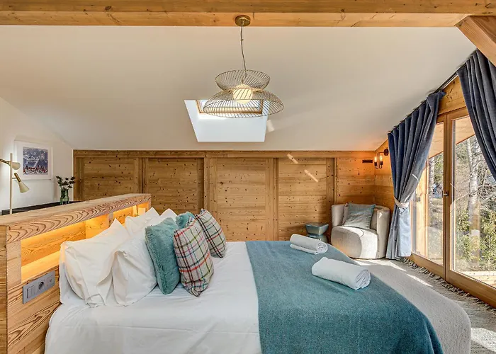 Arve, Alpes Agency, Chamonix, Sleeps 10 Chalet