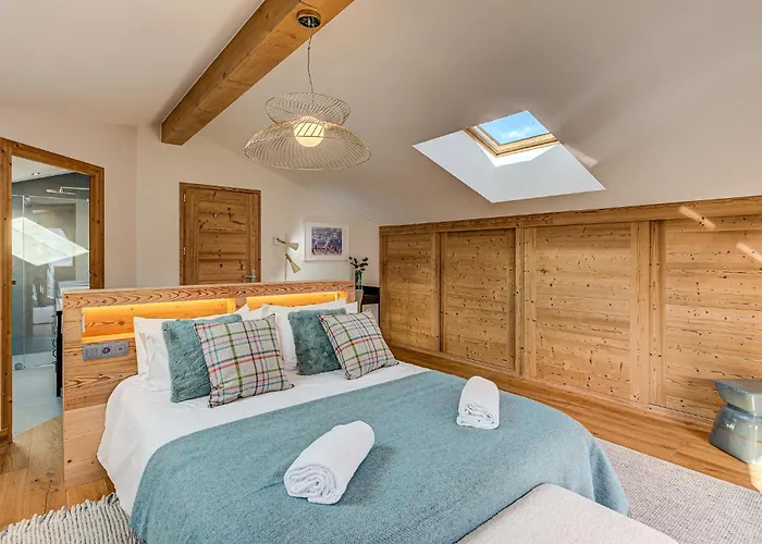 Arve, Alpes Agency, Chamonix, Sleeps 10 Chalet Chamonix