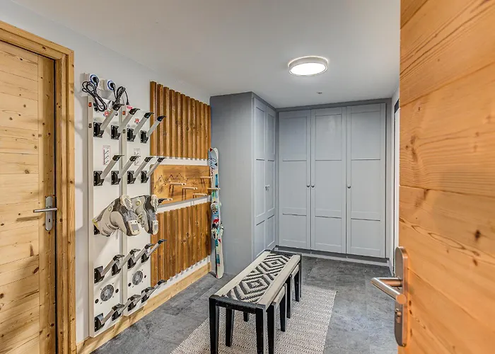 Chalet Arve, Alpes Agency, Chamonix, Sleeps 10 *