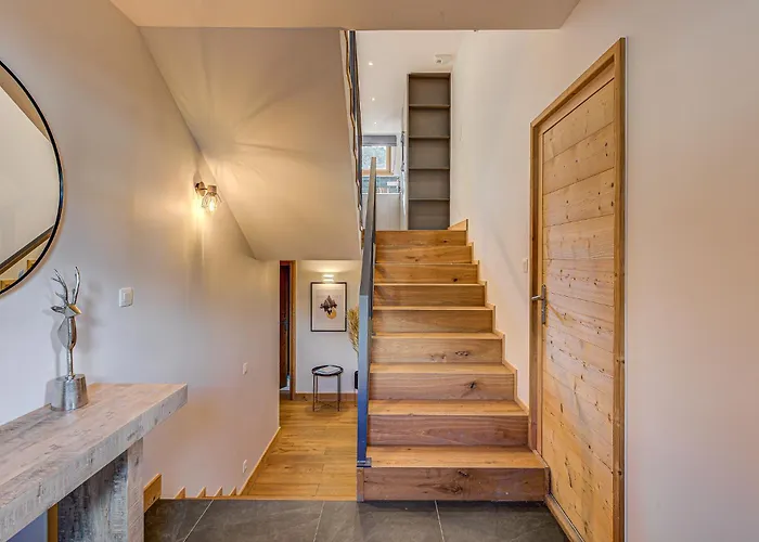 Arve, Alpes Agency, Chamonix, Sleeps 10 Chalet Chamonix